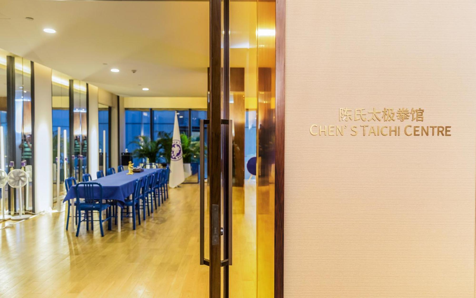 Jinling Hotel Nanjing  Exterior photo