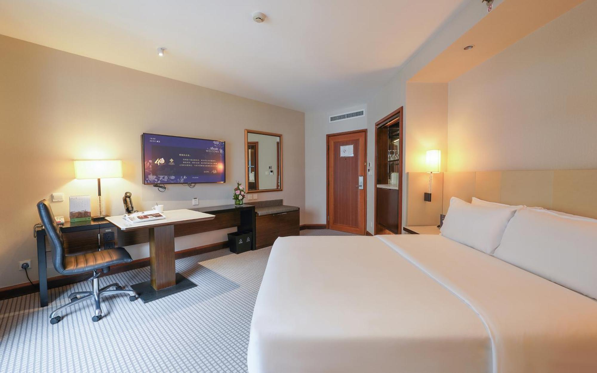 Jinling Hotel Nanjing  Exterior photo