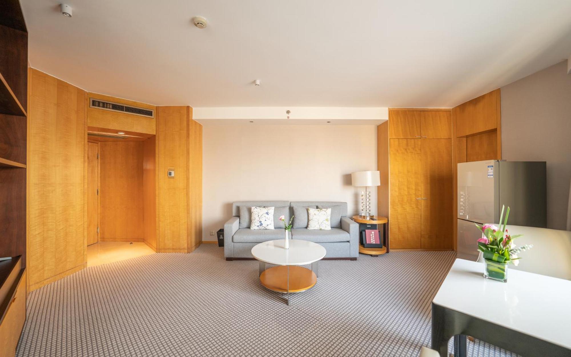 Jinling Hotel Nanjing  Exterior photo